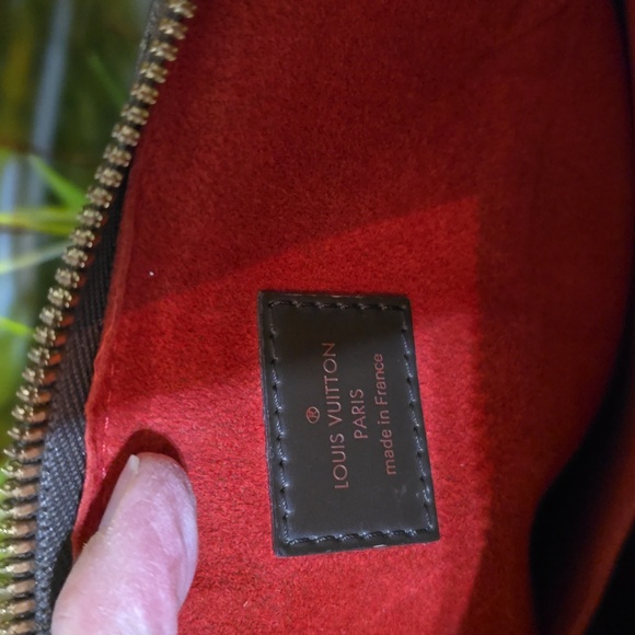 Louis Vuitton Trevi PM Damier Ebene Brown Top Handle Shoulder Bag Authentic COA - Picture 6 of 16